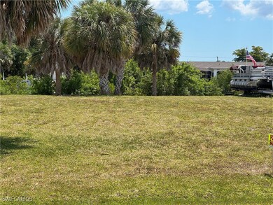 18085 Ohara Dr, Port Charlotte, FL 33948 - photo 4