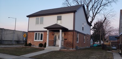 615 Newcastle Ave, Westchester, IL 60154 - photo 3