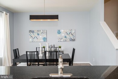 9068 Christopher Ln, Manassas Park, VA 20111 - photo 6