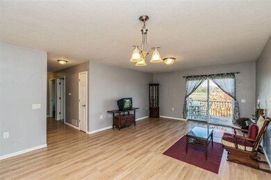 607 Moose Dr NW, Cedar Rapids, IA 52405 - photo 3