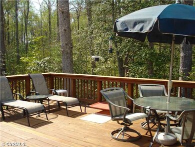 Patio/Deck - 20x20 deck backing onto woods