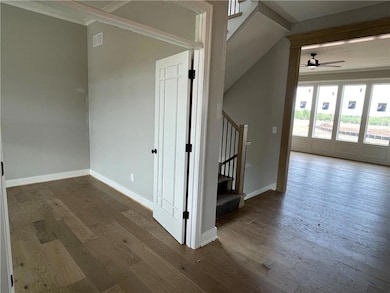 18605 Howe Dr, Overland Park, KS 66085 - photo 3