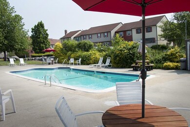 A5 Franklin Square unit 5, Randolph, MA 02368 - photo 4