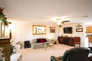 7045 Blache Ct, Jacksonville, FL 32210 - photo 4