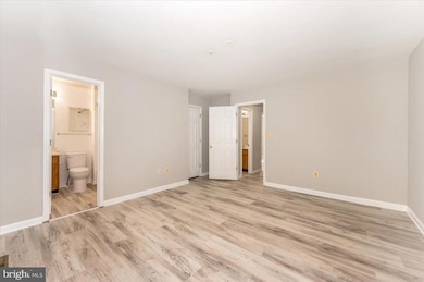 5792 Fringetree Ct, Frederick, MD 21703 - photo 6