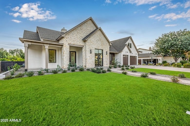 10 - Del Paisano Calle