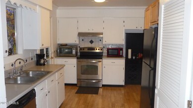 Kitchen Refridge Stays