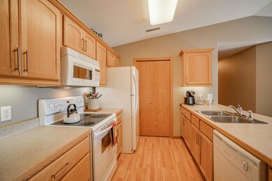 2120SundanceLpu5_0005