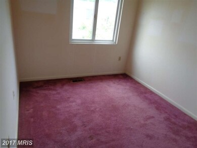 7003 Cipriano Woods Ct, Lanham, MD 20706 - photo 6