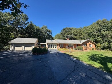 733 Morning Star Rd, Appomattox, VA 24522 - photo 4