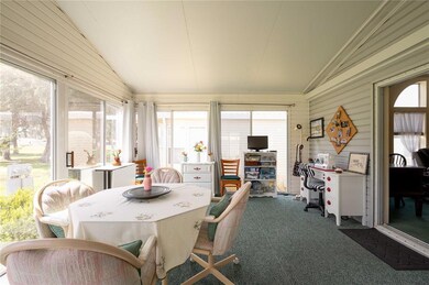 5822 Apache St, Zephyrhills, FL 33542 - photo 7