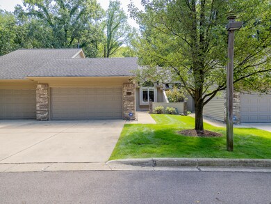 2122 Oakland Ridge Dr-102