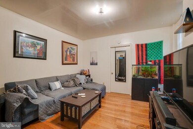 869 Hollins St, Baltimore, MD 21201 - photo 5