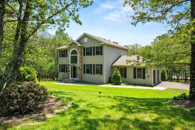 137 Long View Dr, Effort, PA 18330 - photo 2