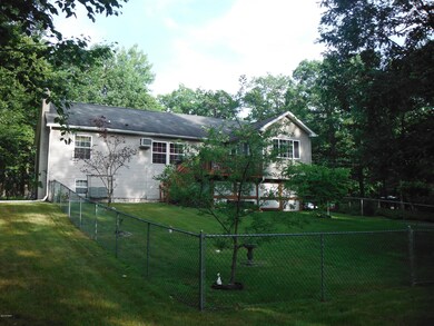 243 Aspen Dr, Milford, PA 18337 - photo 4