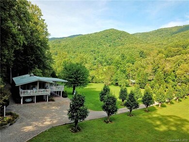 2300 square feet in 4BD/2BA home, upper and lower 