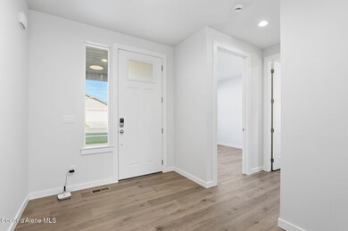 Bright and Spacious Entry