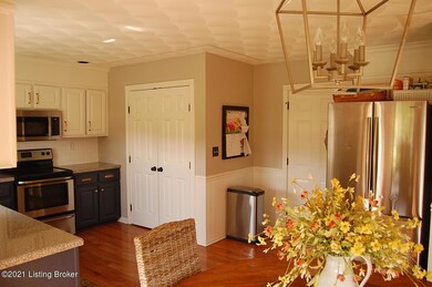 398 Highland Springs Dr, Mount Washington, KY 40047 - photo 6