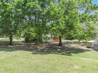 View of grassy yard