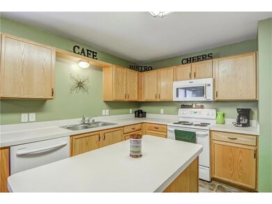 512 Robinwood Dr, Wylie, TX 75098 - photo 4