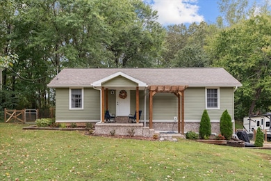 290 Rose Ave, Camden, TN 38320 - photo 3