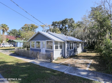 505 N 9th St, Palatka, FL 32177 - photo 2