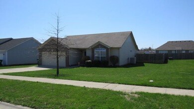 1033 Alexandria Dr, Lawrenceburg, KY 40342 - photo 2