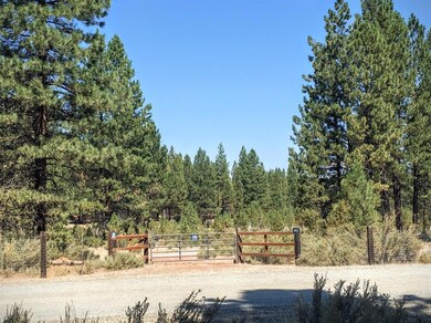 47215 Sycan Rd, Beatty, OR 97621 - photo 2