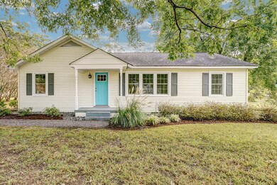 749 Johns Neck Rd, Weems, VA 22576 - photo 2