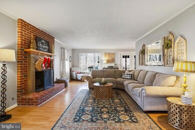 567 Virginia St, Strasburg, VA 22657 - photo 4