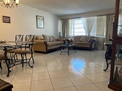 215 SE 3rd Ave unit 403A, Hallandale Beach, FL 33009 - photo 2