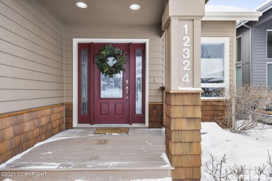 Exterior Entry