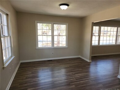 7567 Carrollburg Dr, Fayetteville, NC 28303 - photo 3