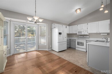 4 Rustling Leaves Ct, Saint Charles, MO 63303 - photo 6