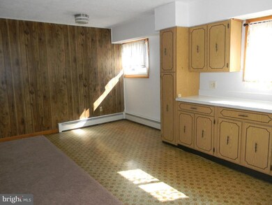 192 E Arbor Ave unit 4, Vineland, NJ 08360 - photo 5