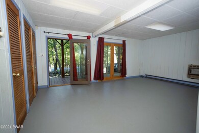 105 Broadmoor Dr, Hawley, PA 18428 - photo 4