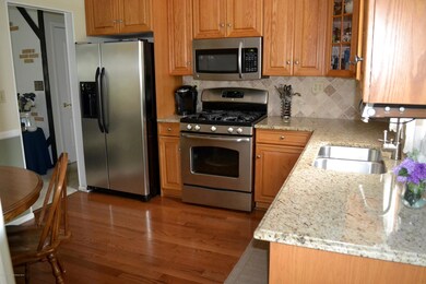 12 Heather Dr, Manalapan, NJ 07726 - photo 4