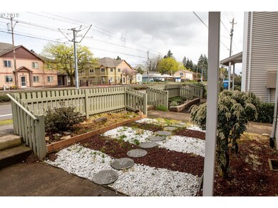 14142 E Burnside St unit 4, Portland, OR 97233 - photo 2