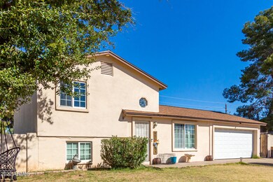 3736 W Dahlia Dr, Phoenix, AZ 85029 - photo 2