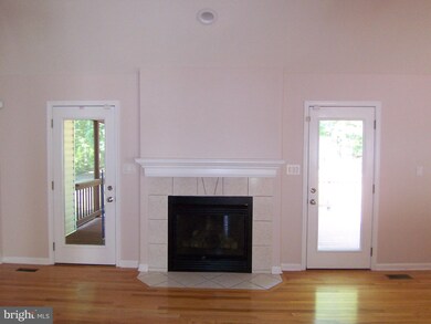 109 Patrick Henry Ct, Locust Grove, VA 22508 - photo 4