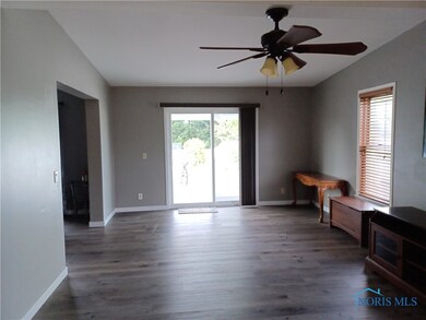 335 Royal Bounty Ln, Wauseon, OH 43567 - photo 6