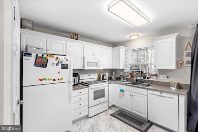 15592 Three Otters Place, Manassas, VA 20112 - photo 7