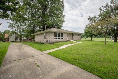 7807 Smyrna Pkwy, Louisville, KY 40228 - photo 4