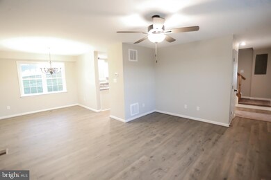 489 Lee St, Strasburg, VA 22657 - photo 3