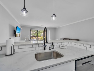 205 Westlake Ct unit 205, Niceville, FL 32578 - photo 5