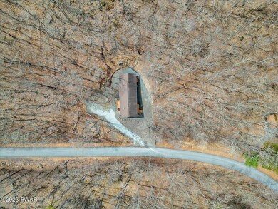 148 Liberty Ln, Lackawaxen, PA 18435 - photo 6