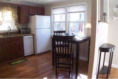 23 Barlow St, Jamaica Plain, MA 02130 - photo 2
