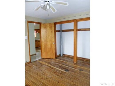 2308 Niagara St, Niagara Falls, NY 14303 - photo 7