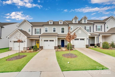 11012 Pagebrook Ln, Charlotte, NC 28214 - photo 4