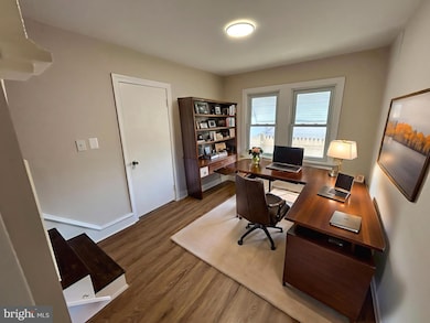 836 E Broad St, Gibbstown, NJ 08027 - photo 4